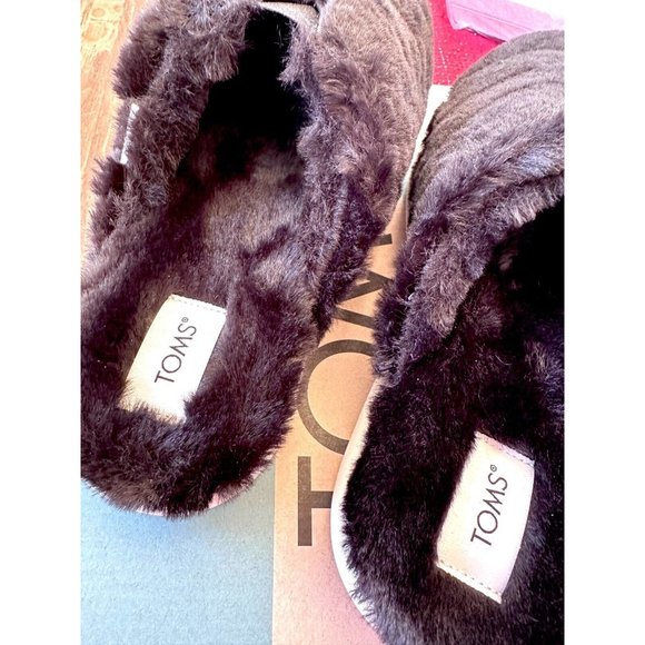 Toms Alpargata Mallow Mule Fluff Slippers Black Faux Fur Women's NEW Siz… - Picture 6 of 10